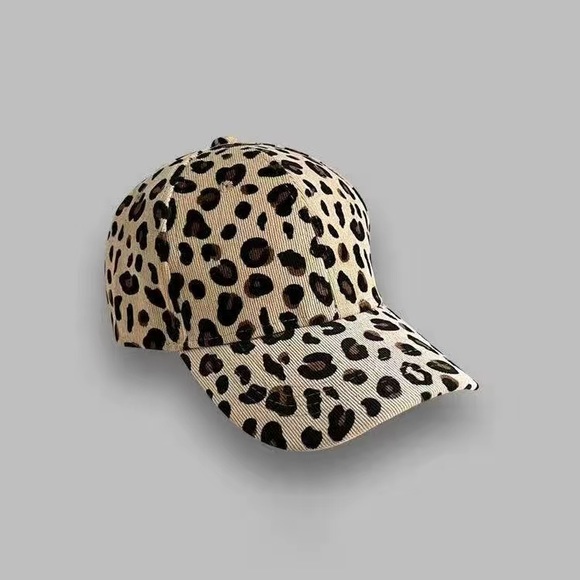 🐅 Baseball caps. 🐆 - Picture 4 of 6
